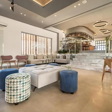 Aparthotel Harmony Crest 4*