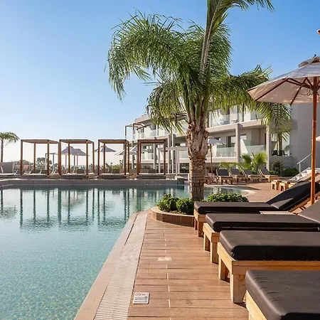 Harmony Crest Lägenhetshotell 4*